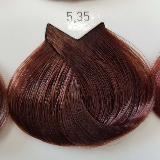 L'oreal Professionnel Majirel 5.35 - 50 ml Castano Chiaro Dorato Mogano L'oreal Professionnel Majirel 5.35 - 50 ml Castano Chiaro Dorato Mogano